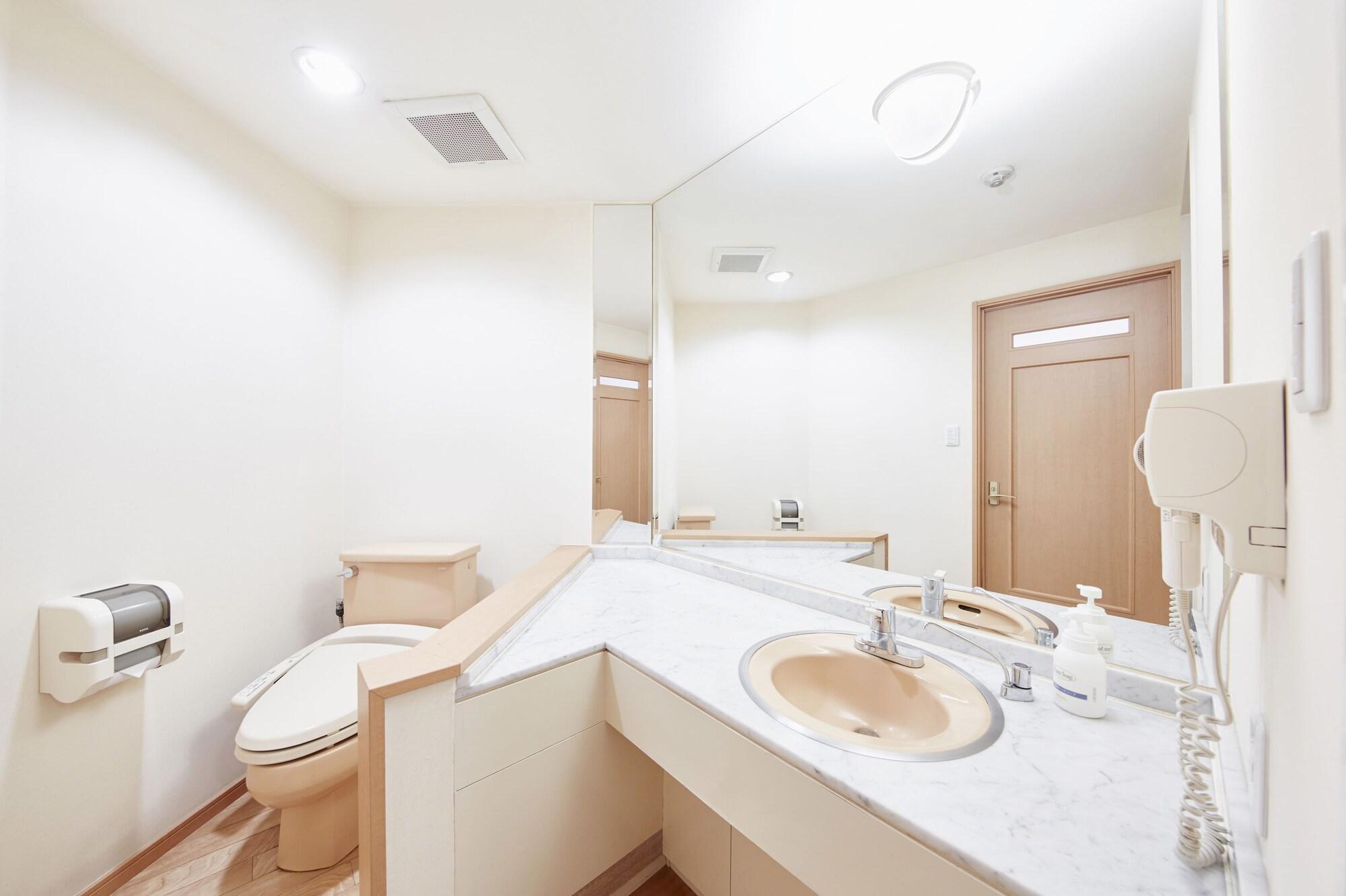 Hotel Le Botejour Nanba Osaka Exterior photo