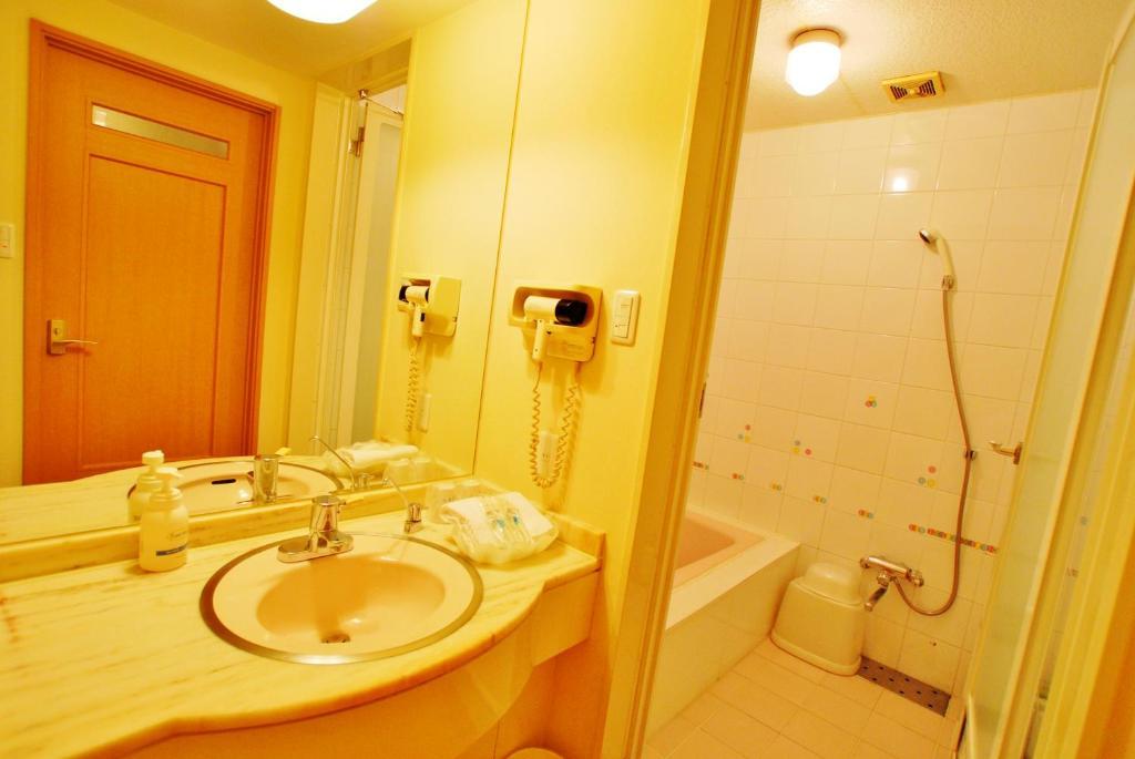 Hotel Le Botejour Nanba Osaka Exterior photo