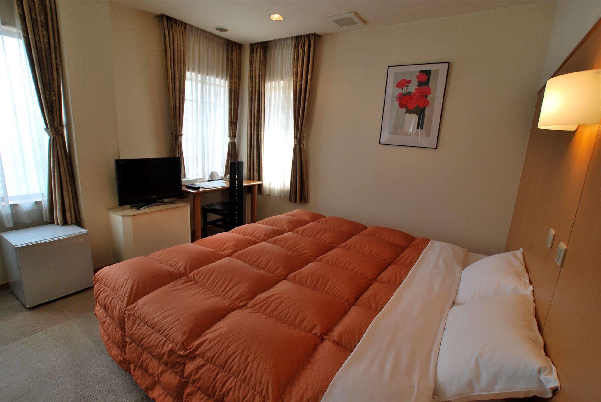 Hotel Le Botejour Nanba Osaka Exterior photo